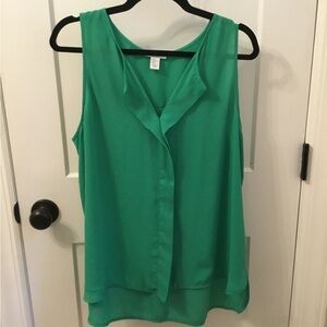 Chic Green Sleeveless Blouse